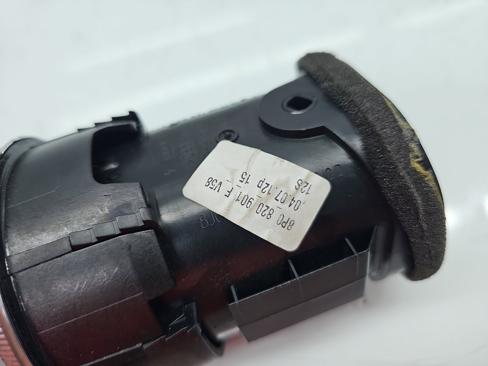 Grila aerisire dreapta AUDI A3 Sportback (8PA) [Fabr 2004-2013] 8P0820901F - imagine 5