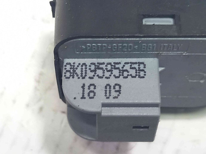 Buton reglaj oglinzi 8K0959565B Audi A5 (8T3) [Fabr 2007-2015] 2.0 CAHA