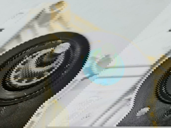 Motoras geam stanga fata Skoda Superb II (3T5) [Fabr 2009-2015] Break Facelift 8K0959801A