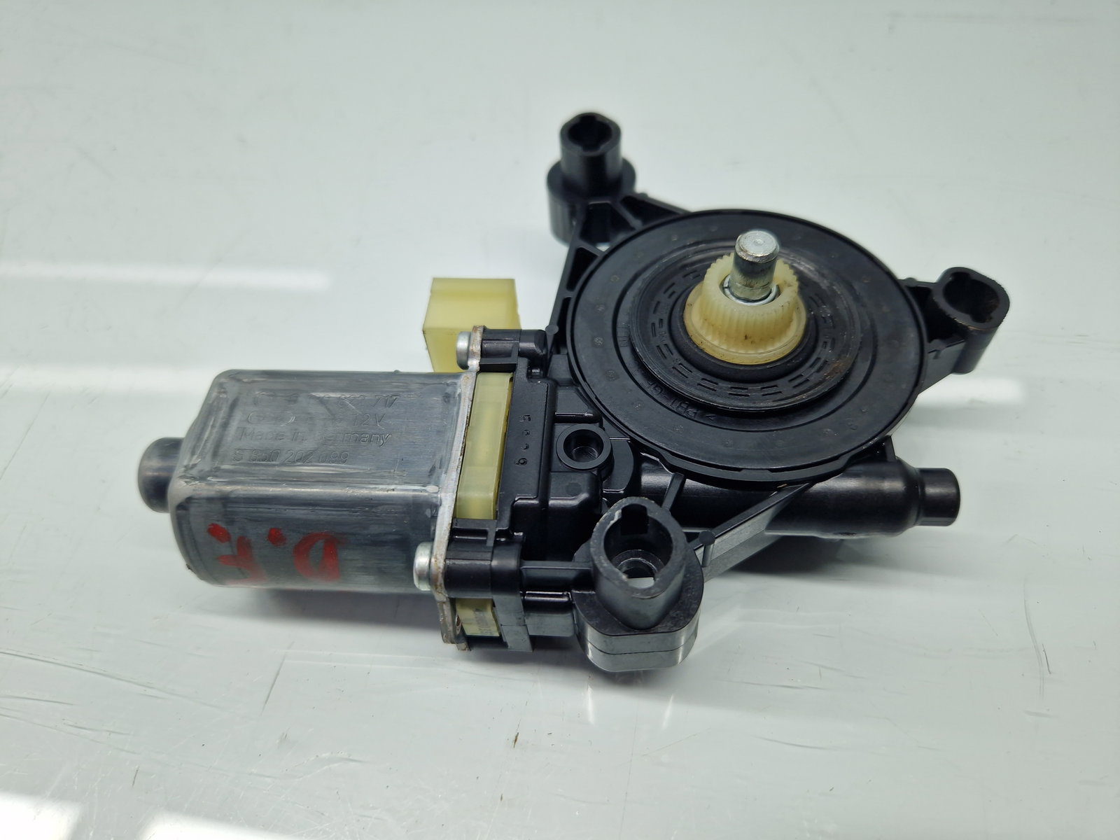 Motoras geam dreapta fata AUDI A3 (8VS) [Fabr 2013-prezent] Berlina S-line 5Q0959801B - imagine 2