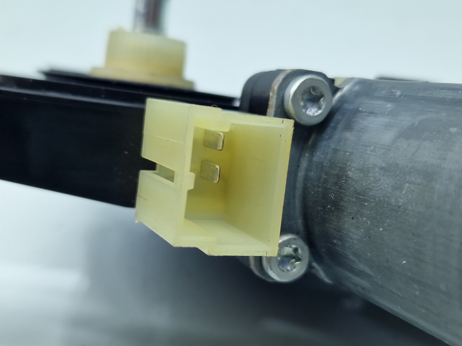 Motoras geam dreapta fata AUDI A3 (8VS) [Fabr 2013-prezent] Berlina S-line 5Q0959801B - imagine 4