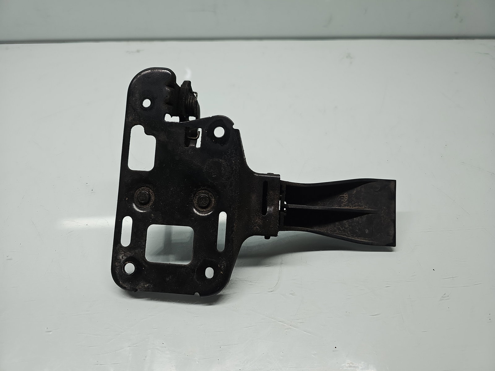 Maner deschidere capota Skoda Superb II (3T5) [Fabr 2009-2015] Break Facelift 8T0823480 - imagine 1