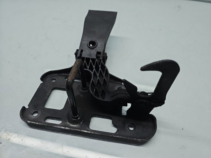 Maner deschidere capota Skoda Superb II (3T5) [Fabr 2009-2015] Break Facelift 8T0823480