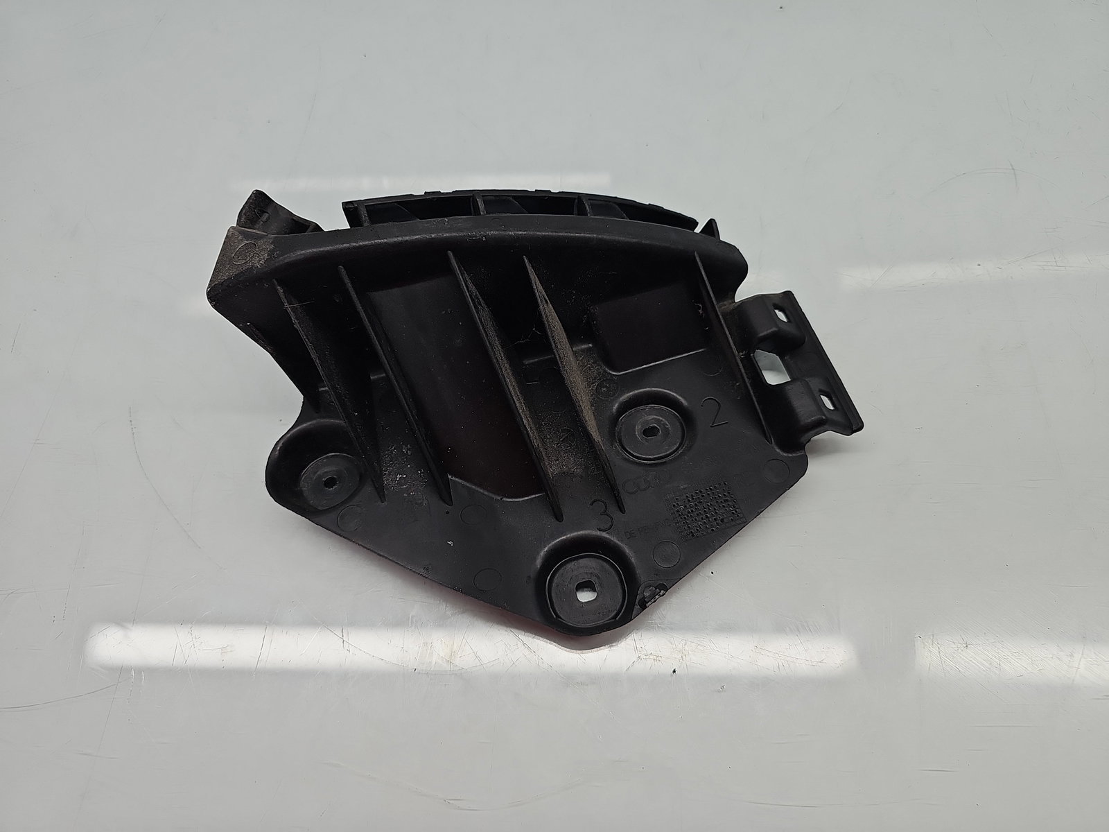 Suport bara dreapta spate AUDI A3 Sportback (8PA) [Fabr 2004-2013] Hatchback 8P4807394A
