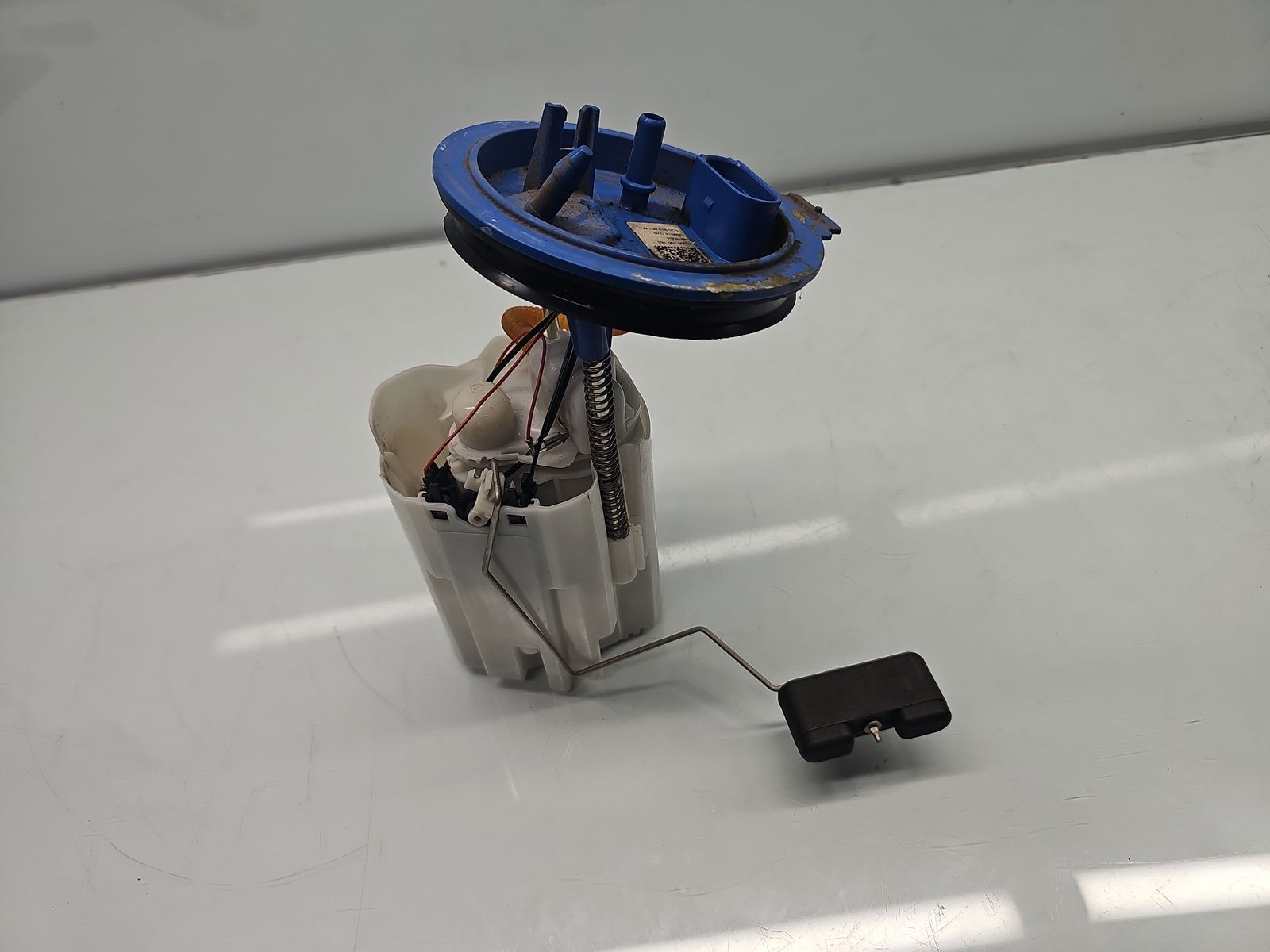 Pompa combustibil Volkswagen Golf 7 (5G) [Fabr 2014-prezent] 5Q0919051M 1.4 TFSI CZEA 110KW / 150CP - imagine 4