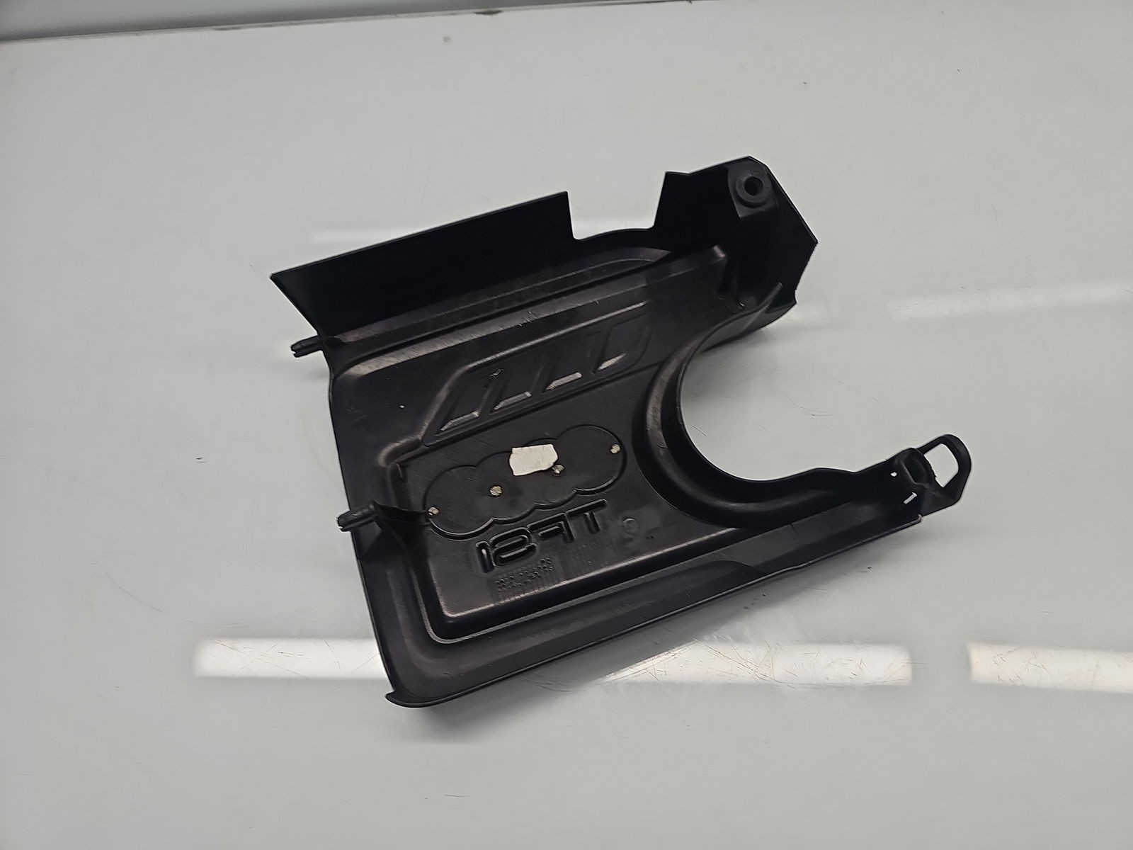 Capac motor AUDI Q3 (8UB) [Fabr 2011-2018] 04E103925J 1.4 TFSI CZEA 110KW / 150CP - imagine 2