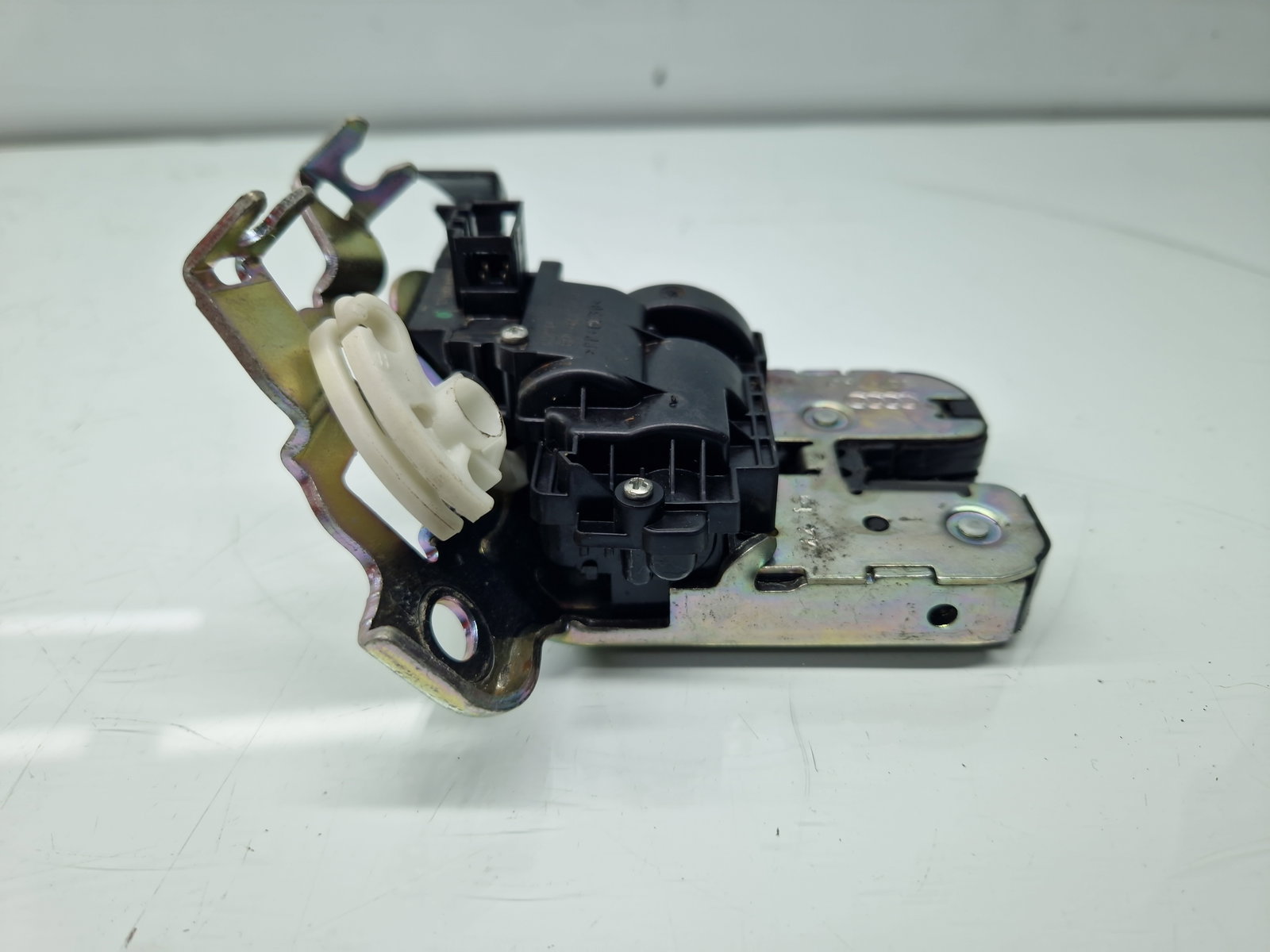 Broasca haion Skoda Octavia 3 (5E3) [Fabr 2012-2020] Berlina 8R0827505A - imagine 4