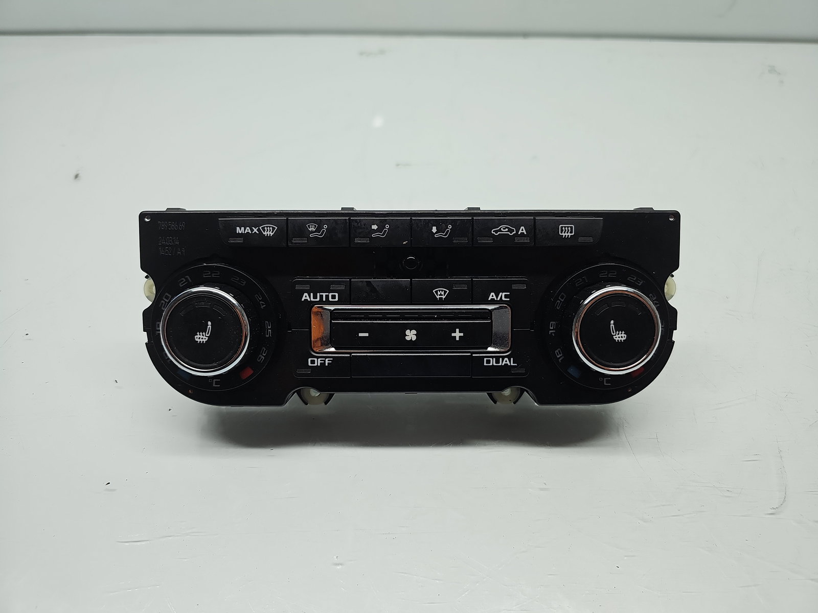 Panou comanda clima Skoda Superb II (3T5) [Fabr 2009-2015] 3T0907044CJ - imagine 1