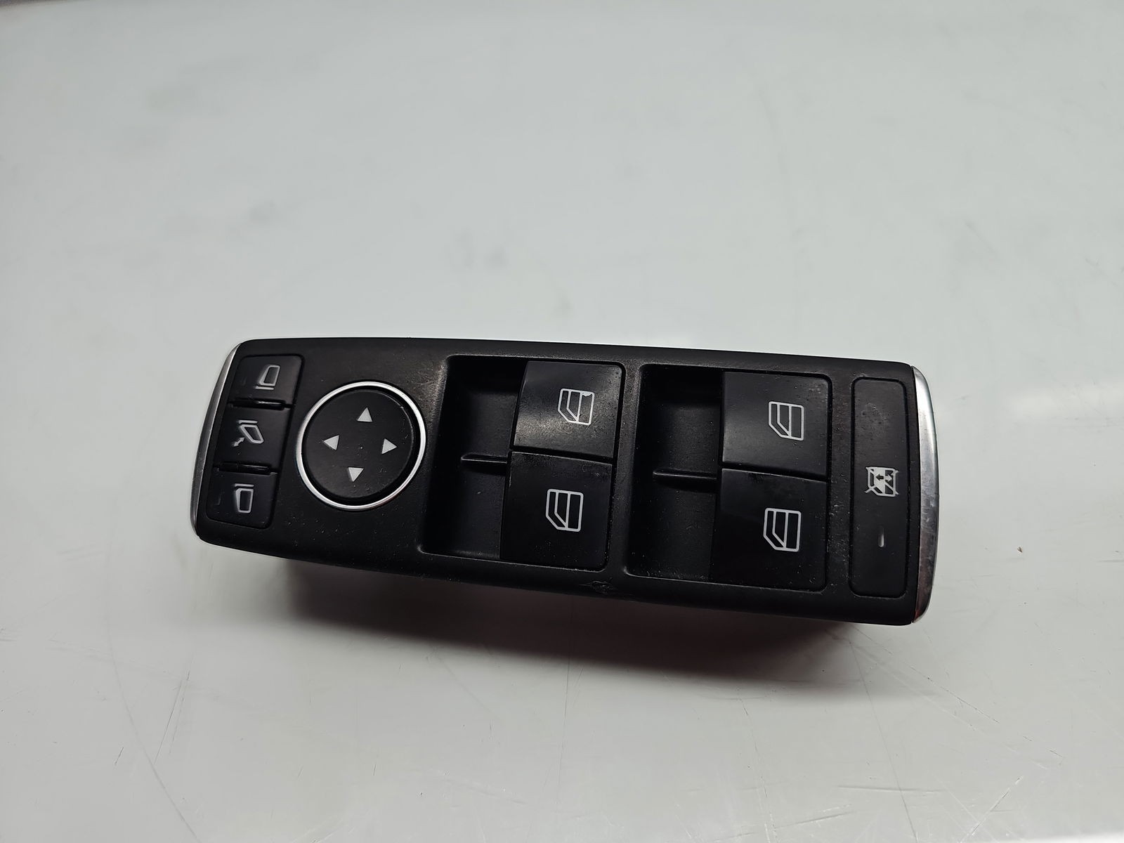 Butoane comanda geamuri sofer Mercedes Clasa E (W212) [Fabr 2009-2016] 2049055402 - imagine 1
