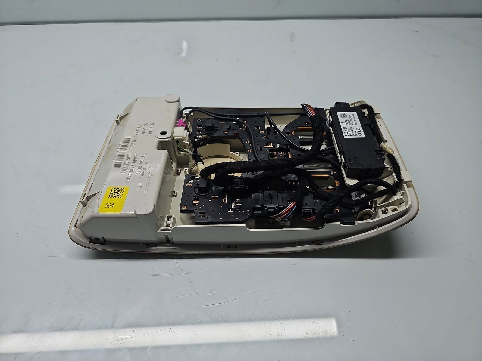 Plafoniera fata AUDI A5 (8T3) [Fabr 2007-2015] 8T0947135BE - imagine 3