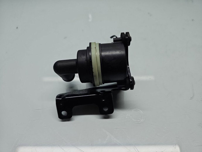 Pompa recirculare apa Volkswagen Tiguan (5N) [Fabr 2007-2016] 5N0965561A 2.0 TDI CGLC 130KW / 177CP