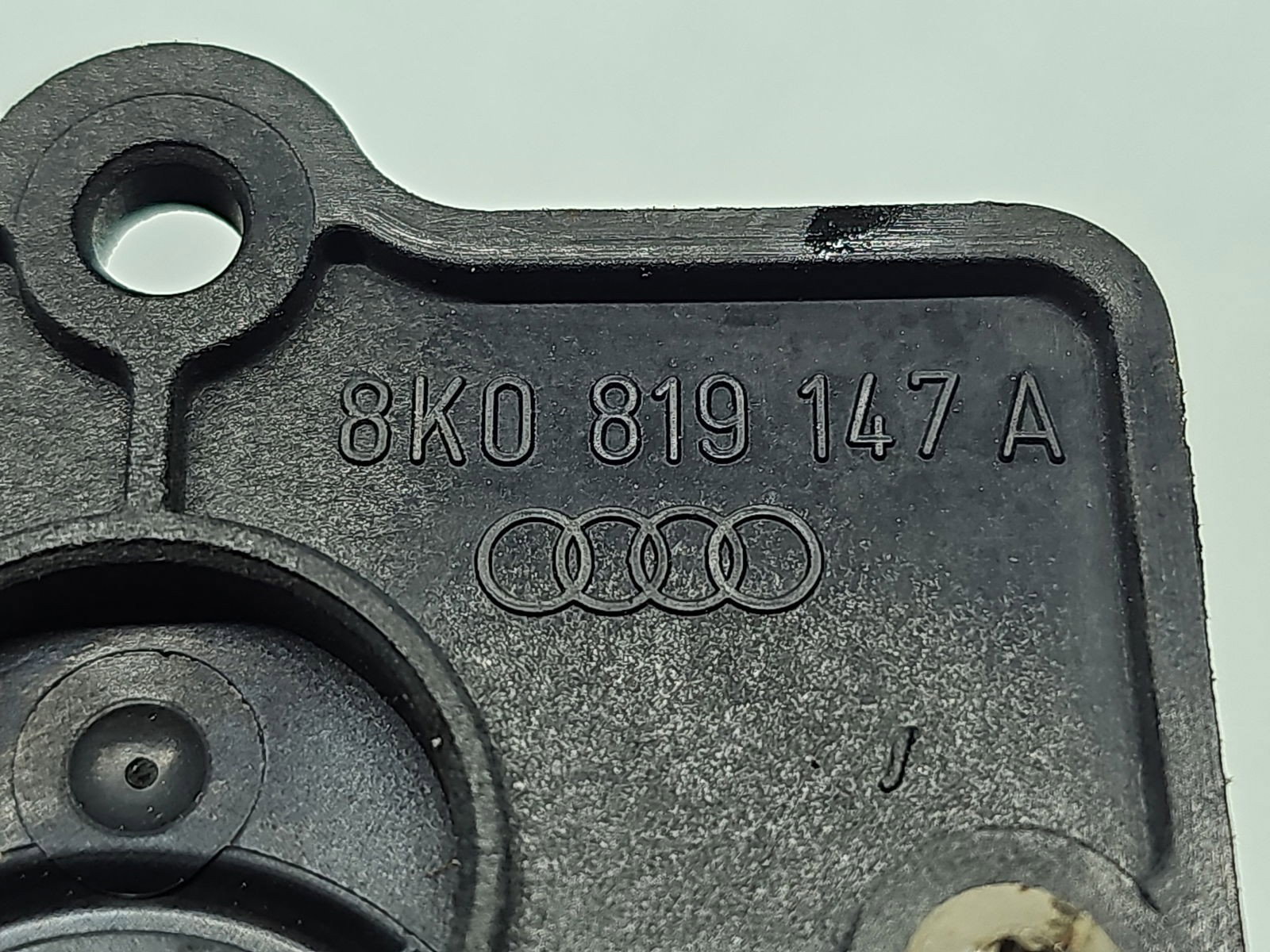 Pompa recirculare apa AUDI A5 (8T3) [Fabr 2007-2015] 8K0819147A 2.0 TDI CGLC 130KW / 177CP - imagine 2