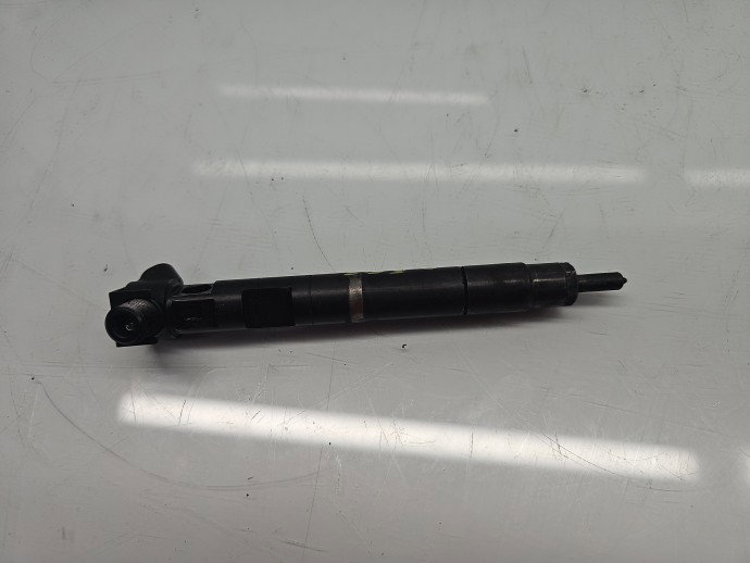 Injector Mercedes Clasa C (W204) [Fabr 2007-2014] A6510702887 2.2 CDI 651911 150KW / 204CP