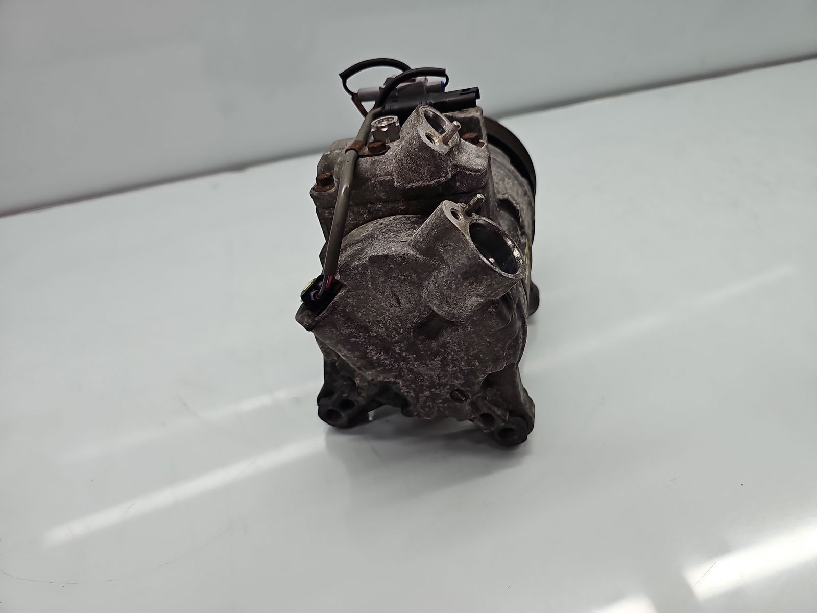 Compresor clima Bmw 3 (F30) [Fabr 2012-2017] 9225703 2.0 N47D20 135KW / 184CP - imagine 4