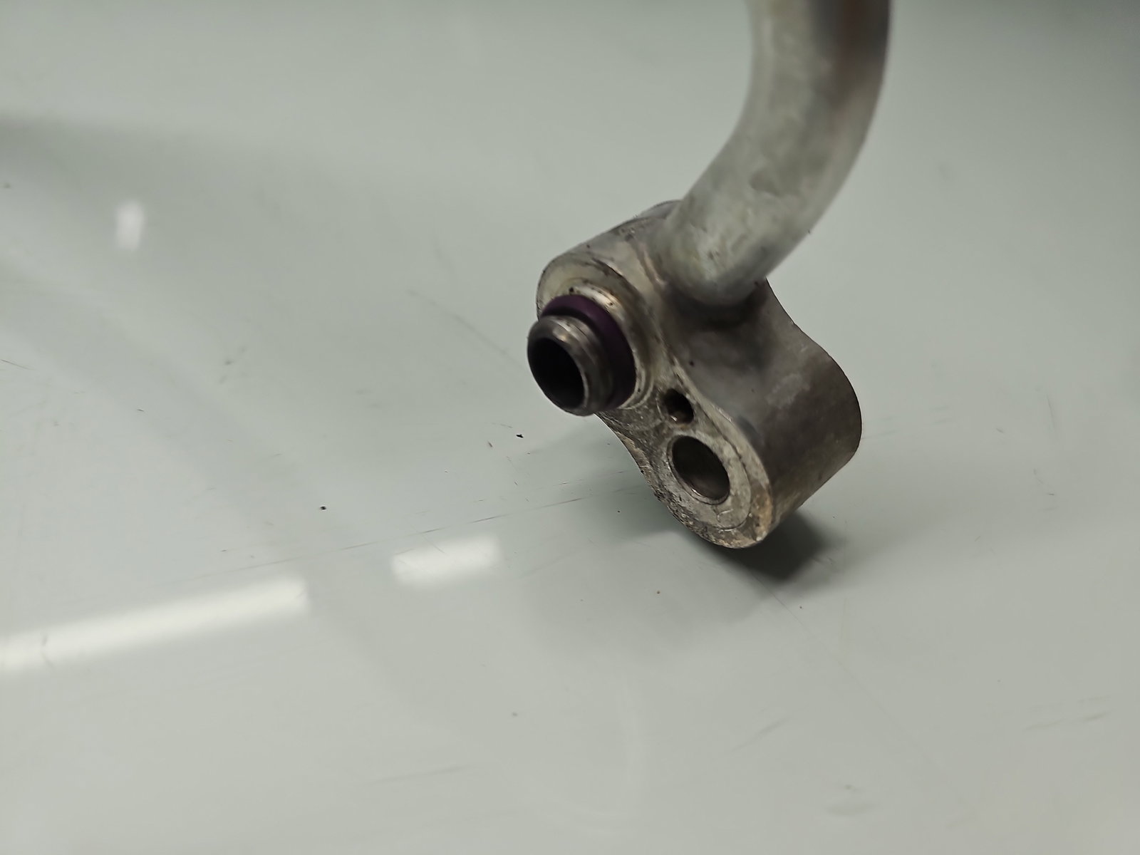 Conducta AC Mercedes Clasa C (W204) [Fabr 2007-2014] A2128302500 2.2 CDI 651911 150KW / 204CP - imagine 2