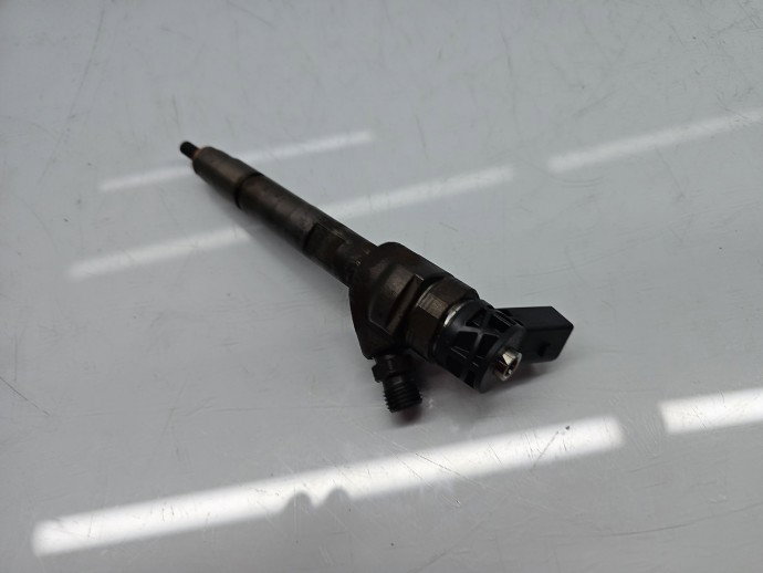 Injector Bmw 4 (F32) [Fabr 2013-2021] 7810702 2.0 N47D20 135KW / 184CP