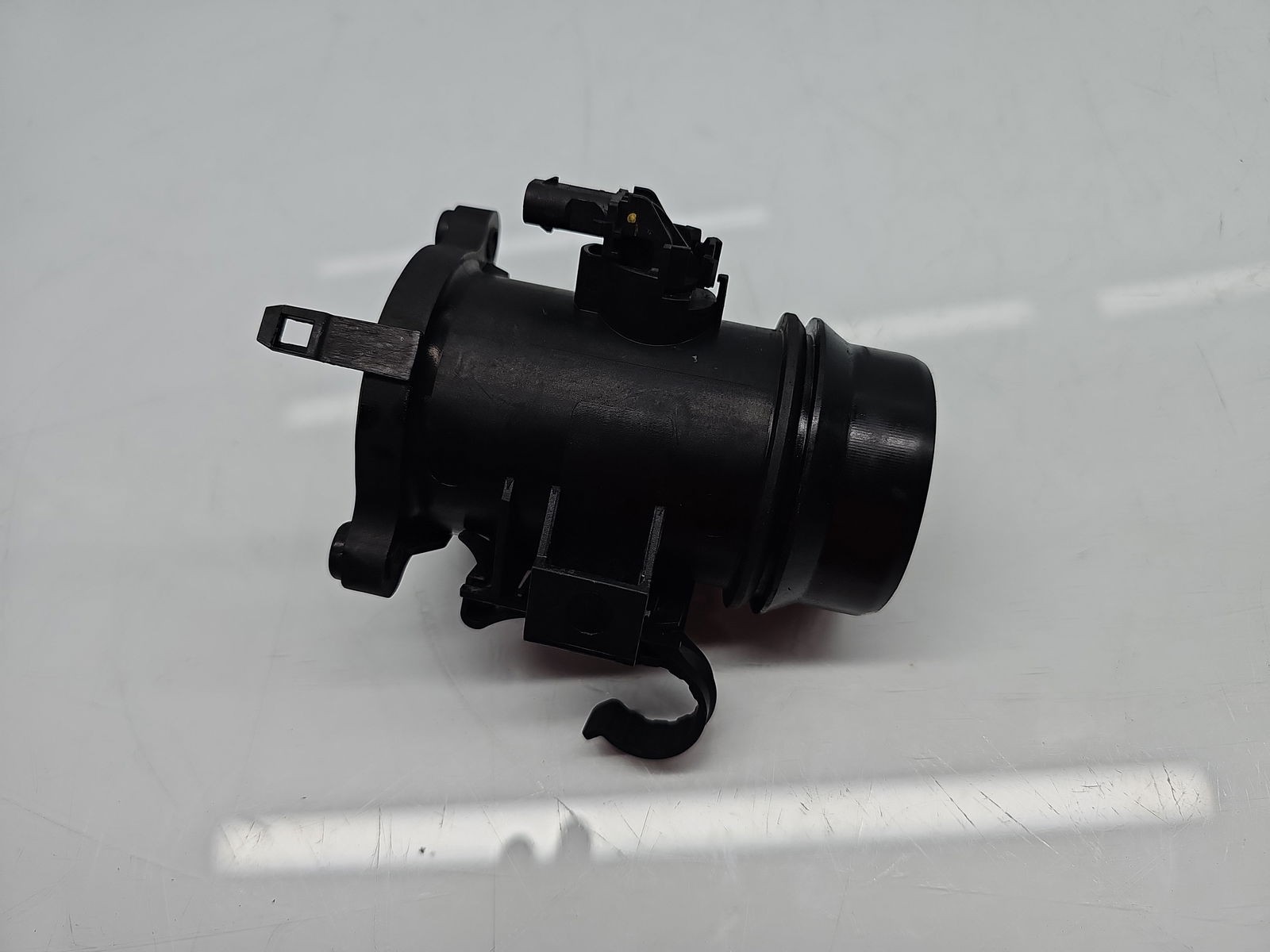 Debitmetru aer Bmw X3 (F25) [Fabr 2010-2017] 8506359 2.0 N47D20 135KW / 184CP - imagine 1