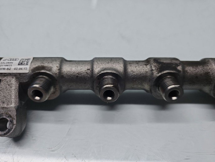 Rampa injectoare Volkswagen Golf 6 (5K1) [Fabr 2009-2013] 03L089N 2.0 TDI CFFB 103KW / 140CP