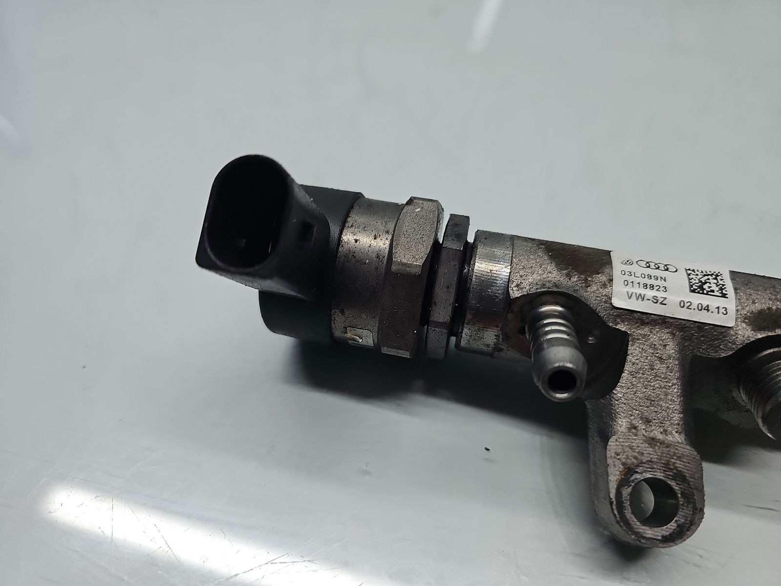 Rampa injectoare Volkswagen Golf 6 (5K1) [Fabr 2009-2013] 03L089N 2.0 TDI CFFB 103KW / 140CP - imagine 6