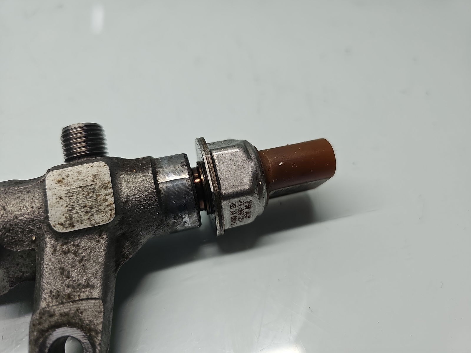 Rampa injectoare Volkswagen Golf 6 (5K1) [Fabr 2009-2013] 03L089N 2.0 TDI CFFB 103KW / 140CP - imagine 7