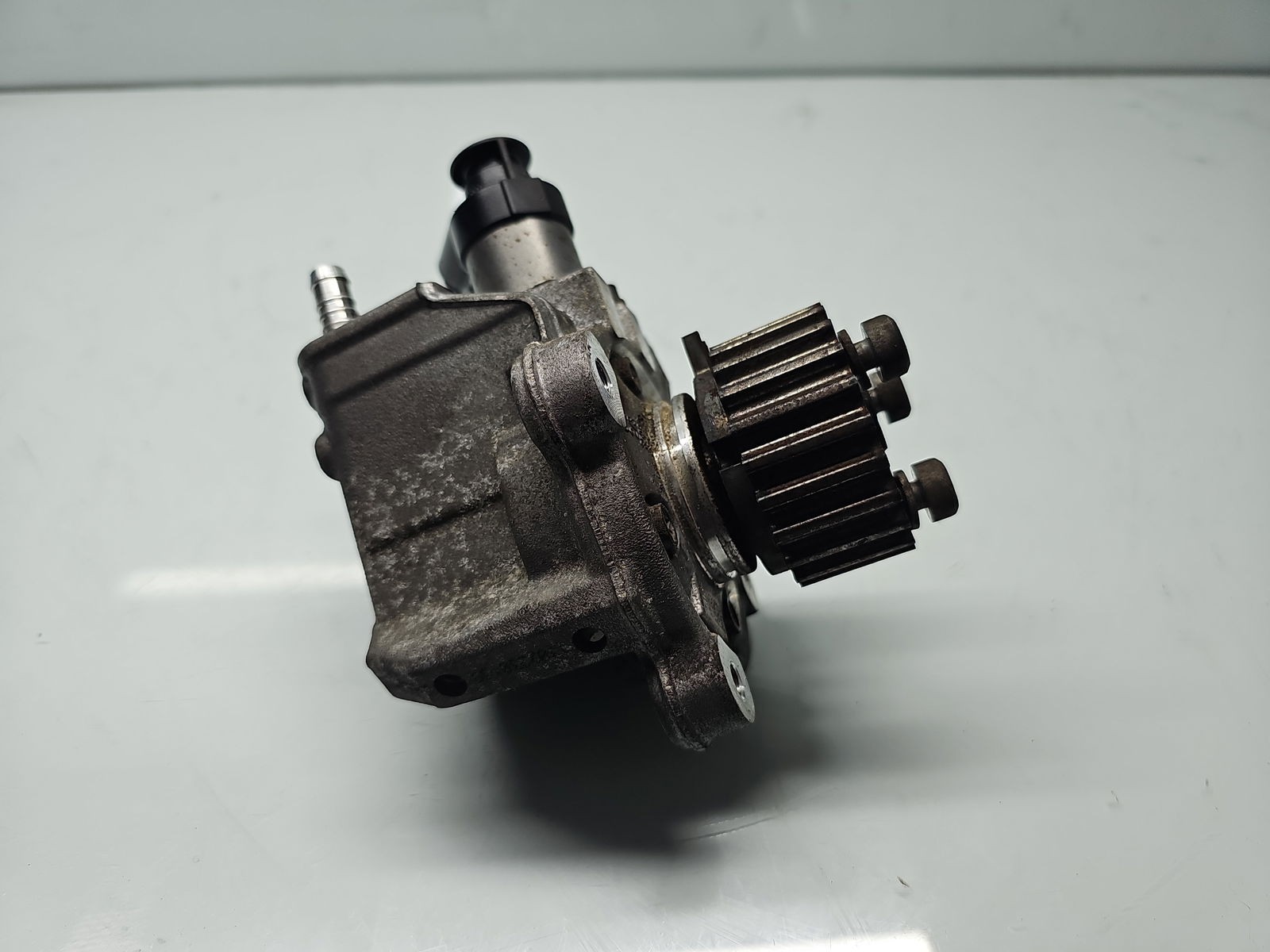 Pompa inalta presiune Volkswagen Passat B7 (362) [Fabr 2010-2014] 03L130755L-0445010526 2.0 TDI CFFB 103KW / 140CP - imagine 1