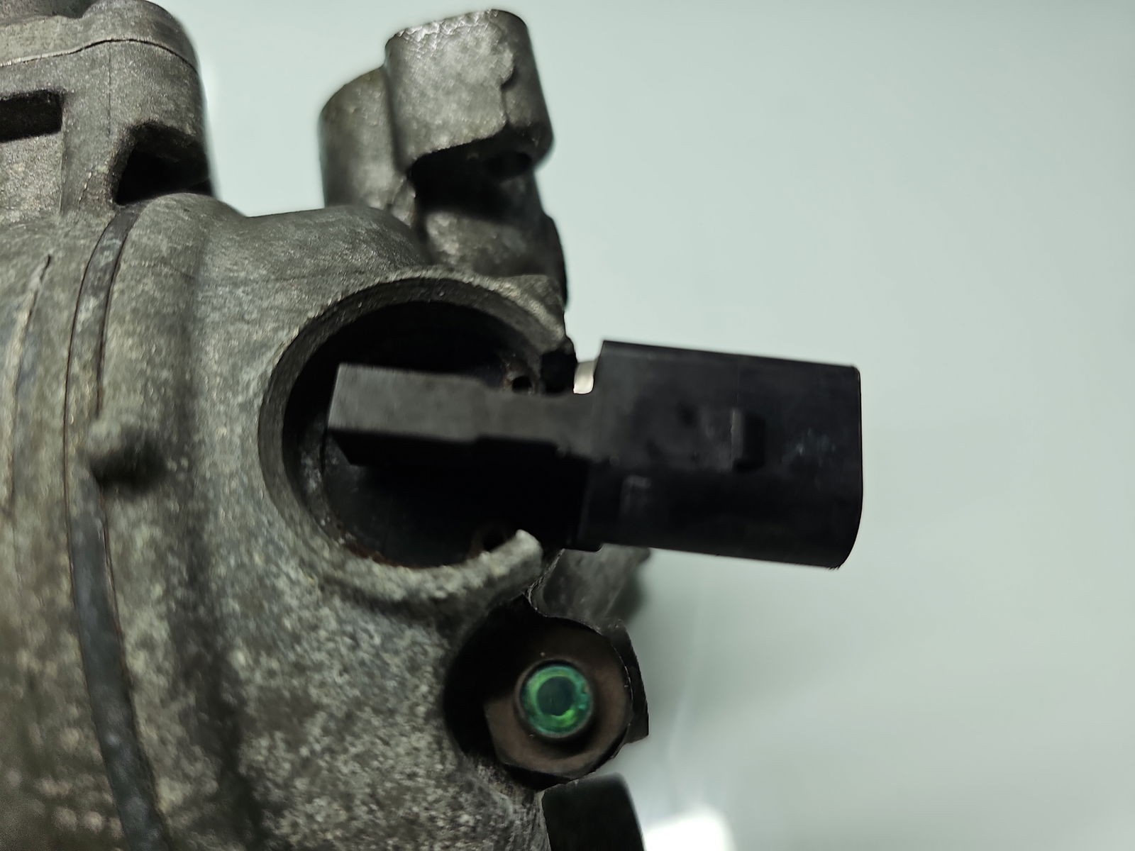 Compresor clima Volkswagen Beetle (5C1) [Fabr 2011-prezent] 5N0820803E 2.0 TDI CFFB 103KW / 140CP - imagine 6