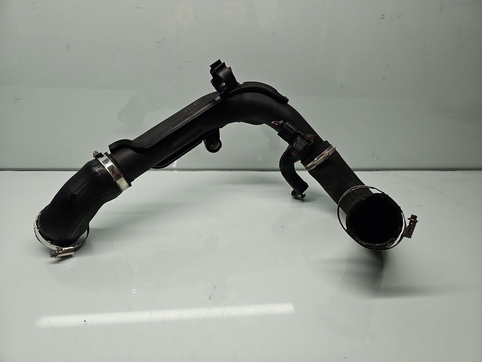 Tub intercooler Volkswagen Passat B7 (362) [Fabr 2010-2014] 1K0145770AE 2.0 TDI CFFB 103KW / 140CP - imagine 1