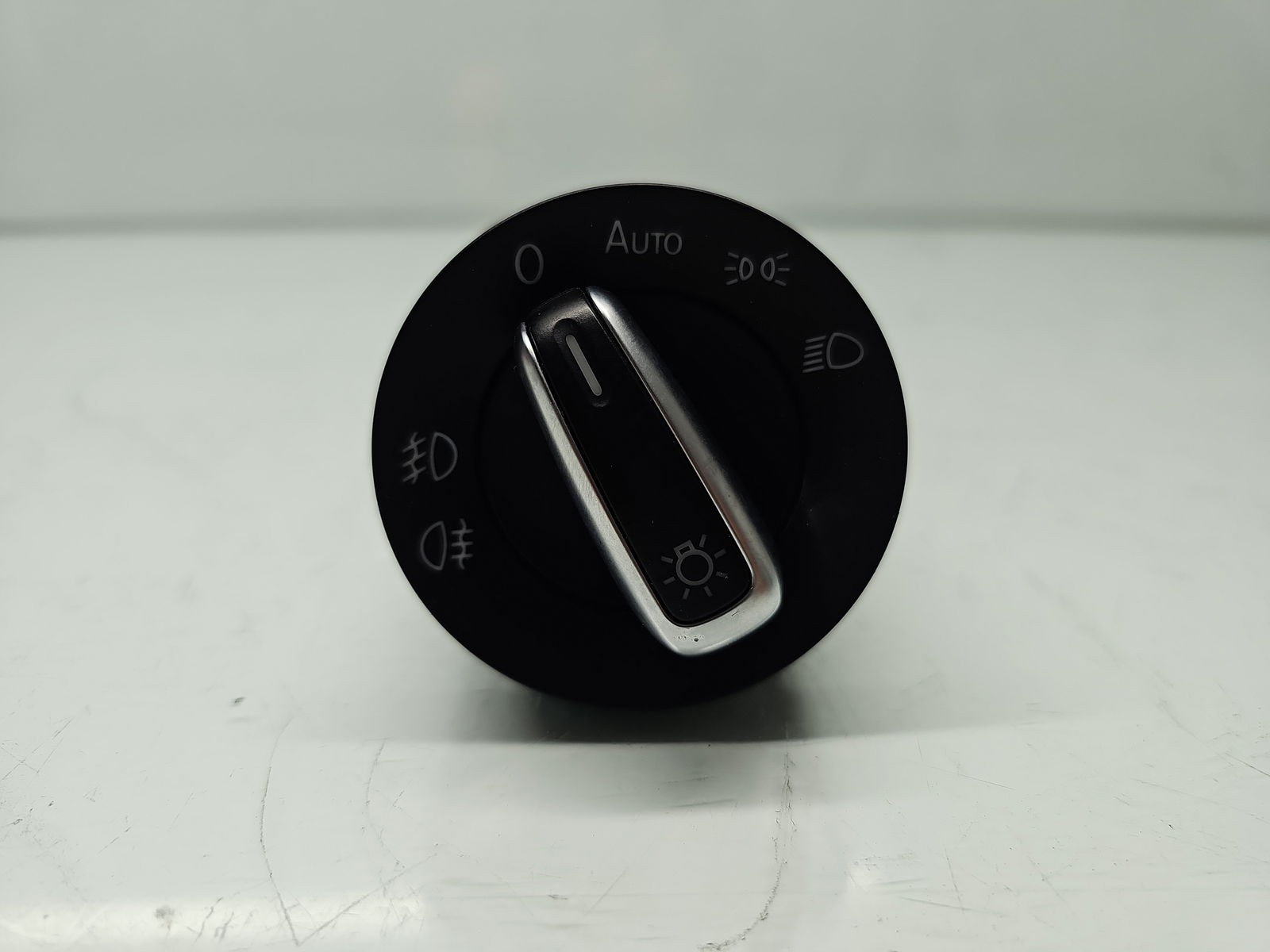 Bloc lumini Volkswagen Golf 6 (5K1) [Fabr 2009-2013] 3C8941431A - imagine 1