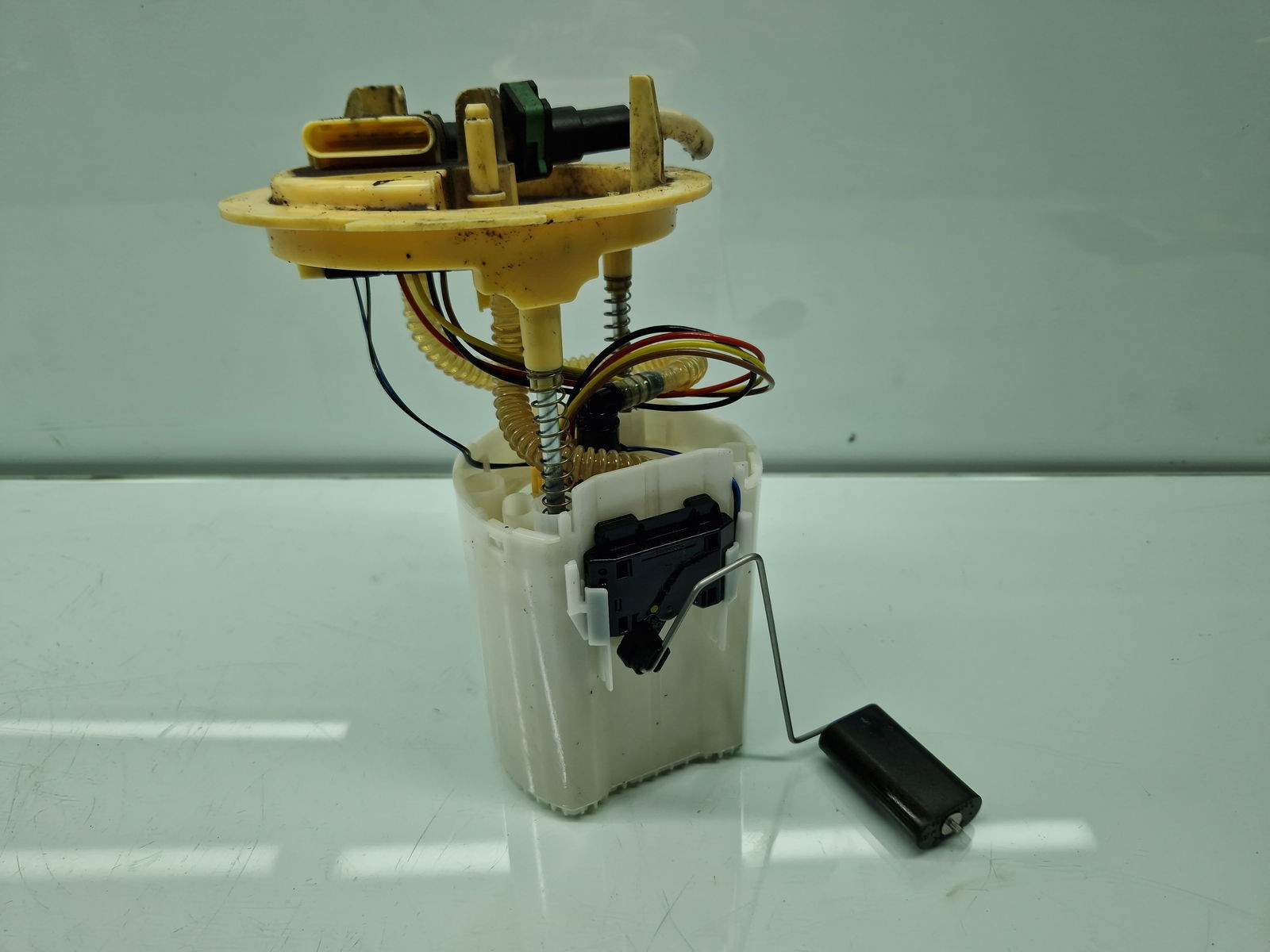 Pompa combustibil Mercedes Clasa GLA (X156) [Fabr 2013-prezent] A2464701494 1.5 CDI 607951 80KW / 109CP - imagine 1