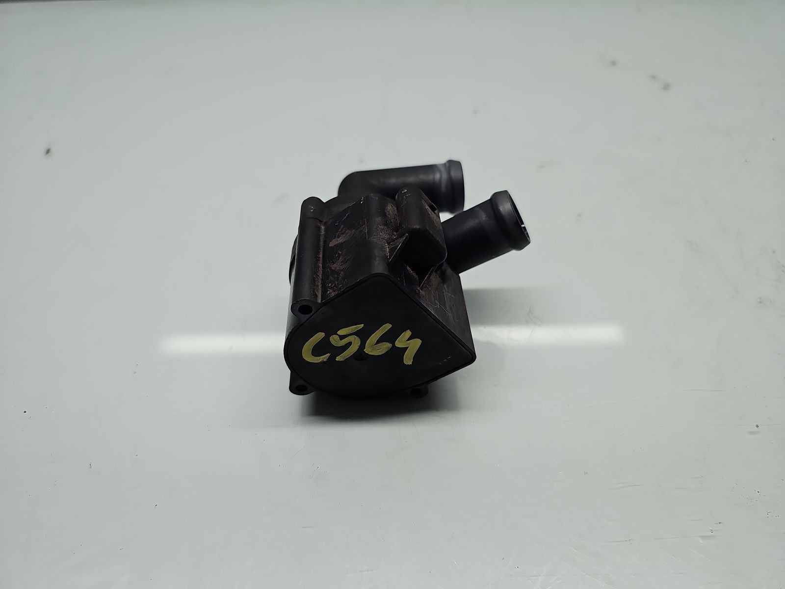 Pompa recirculare apa Bmw 3 (F30) [Fabr 2012-2017] 9230234-01 2.0 N47D20 135KW / 184CP - imagine 5