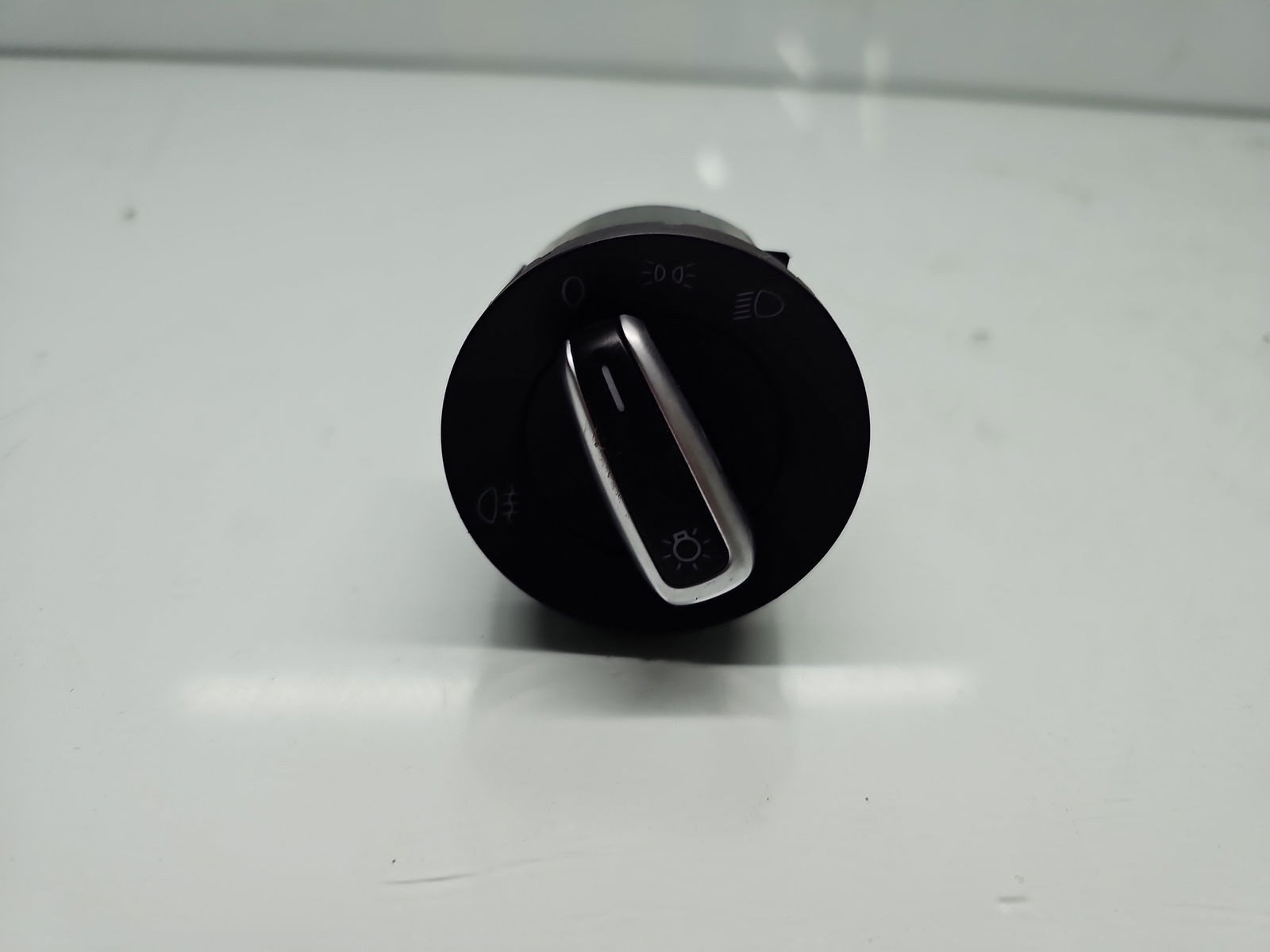 Bloc lumini Volkswagen Golf 6 (5K1) [Fabr 2009-2013] 3C8941431B - imagine 1