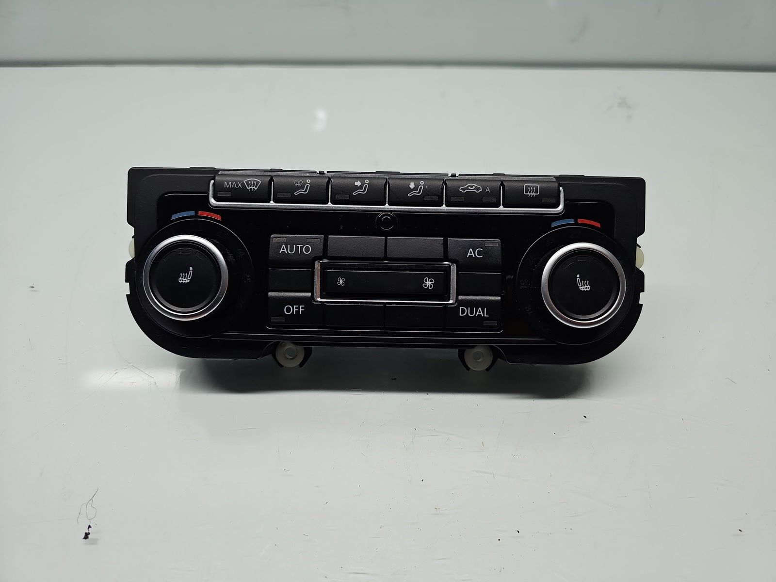 Panou comanda clima Volkswagen Golf 6 (5K1) [Fabr 2009-2013] 5K0907044EA - imagine 1