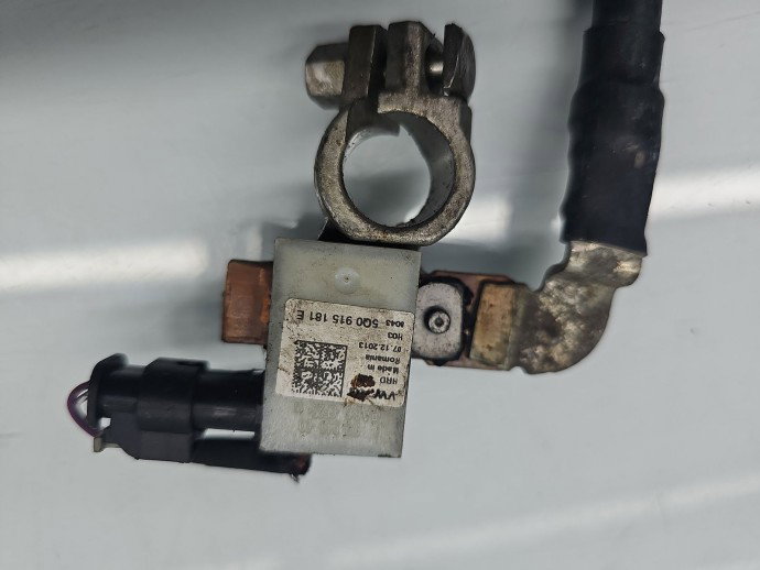 Borna baterie (-) Skoda Octavia 3 (5E3) [Fabr 2012-2020] 5Q0915181E