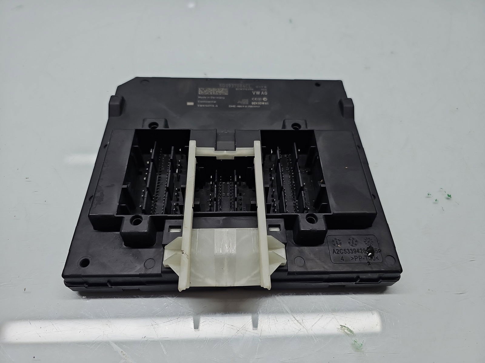 Modul confort AUDI A3 Sportback (8VS, 8VM) [Fabr 2013-prezent] 5Q0937084CL - imagine 1