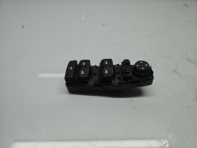 Butoane comanda geamuri sofer Bmw 5 (F10) [Fabr 2011-2016] 9241955-01