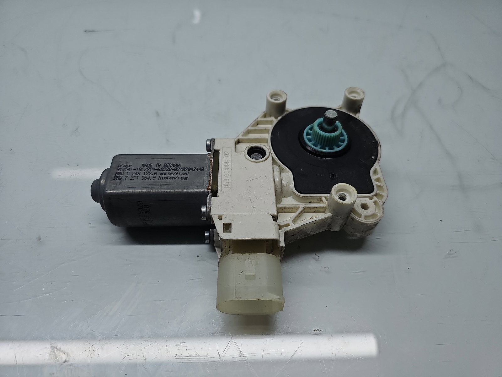 Motoras geam dreapta fata Bmw 5 (F10) [Fabr 2011-2016] Berlina Pachet M 72481720 - imagine 3