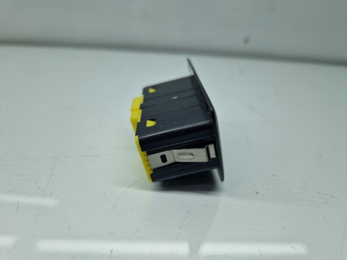 Buton deschidere haion Bmw 5 GT (F07) [Fabr 2011-2016] 6131930226202
