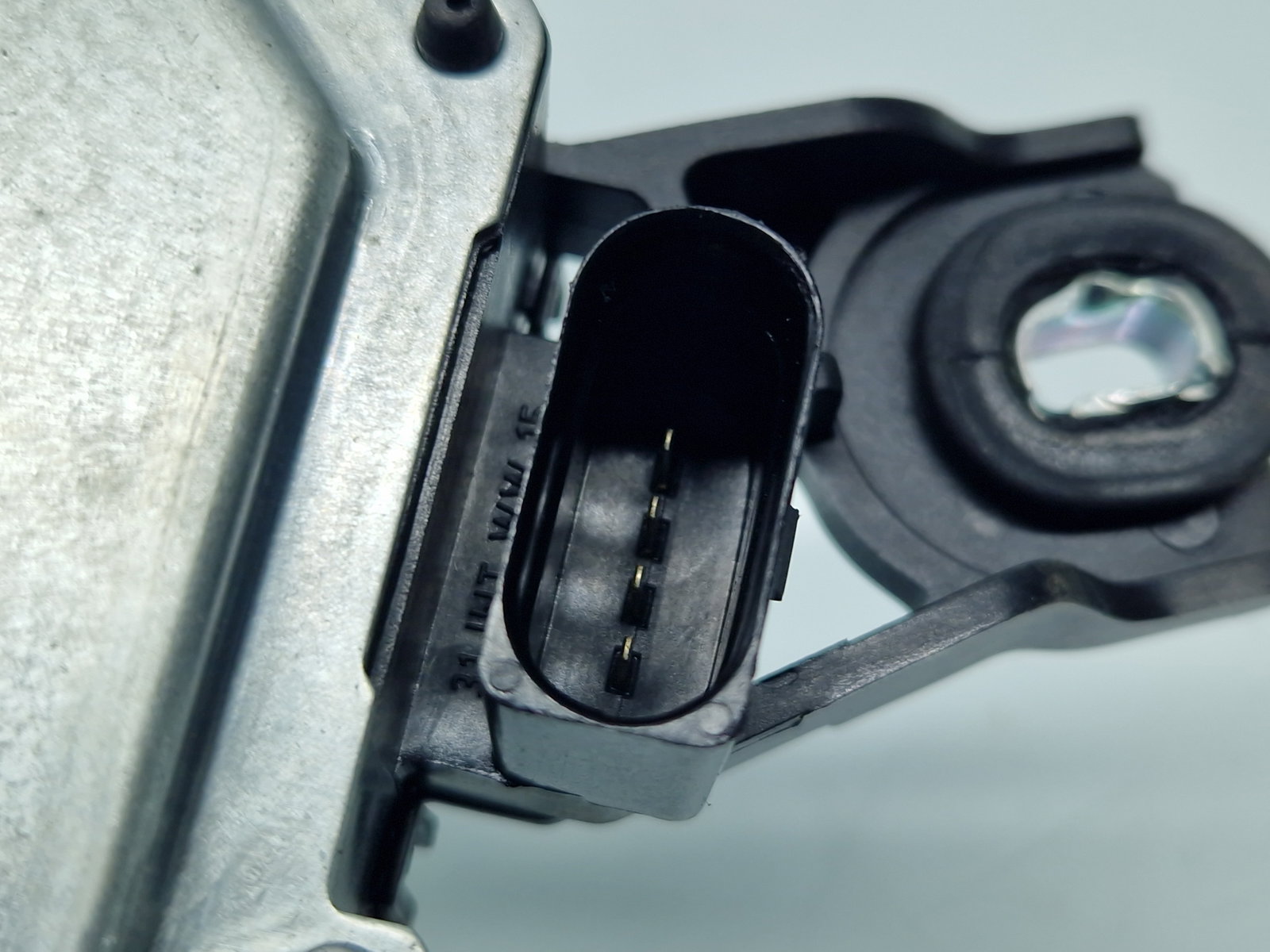 Motoras stergator haion Volkswagen Tiguan (5N) [Fabr 2007-2016] 5N0955711A - imagine 3