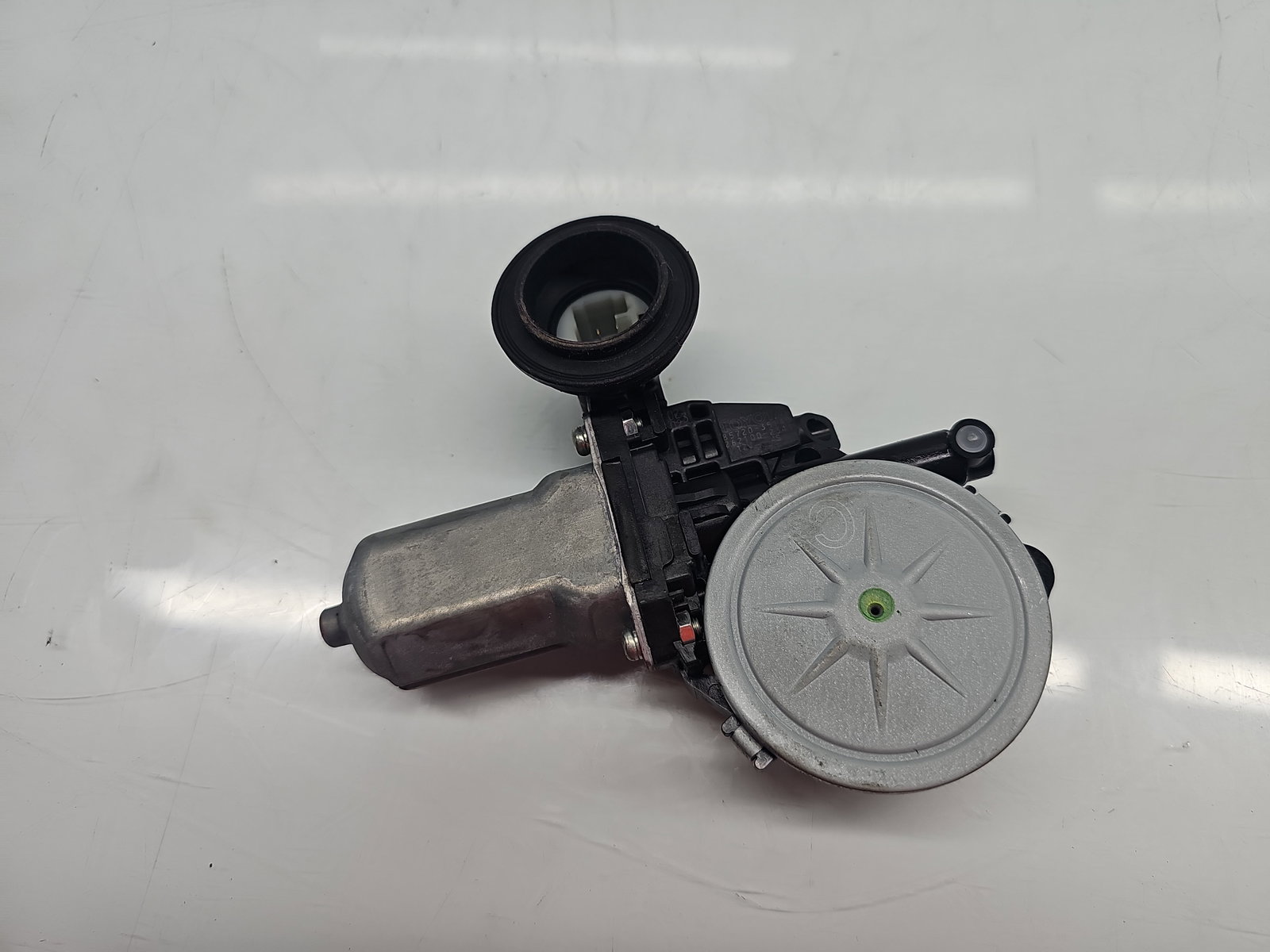 Motoras geam stanga fata Toyota Rav 4 IV (ZSA4, ALA4) [Fabr 2013-2018] SUV 85720-35140 - imagine 4