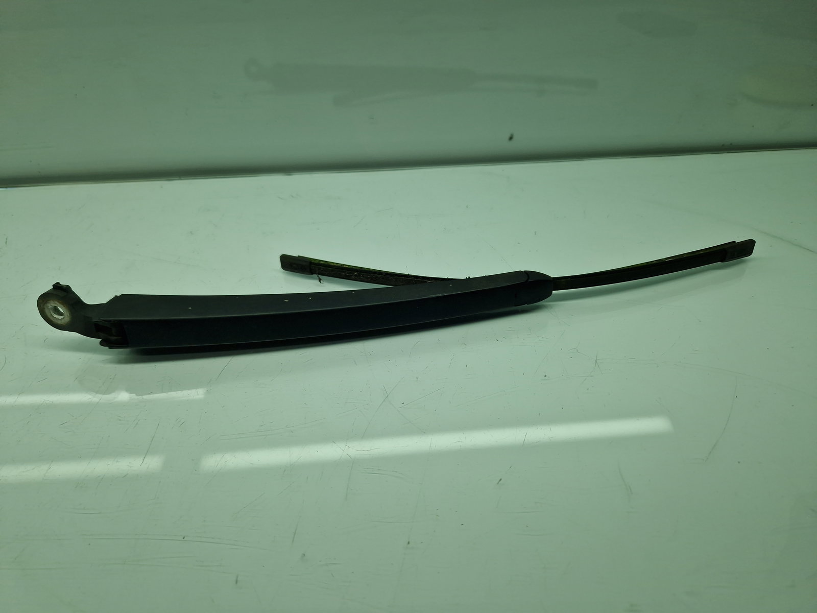 Brat stergator haion Volkswagen Tiguan (5N) [Fabr 2007-2016] OEM - imagine 2