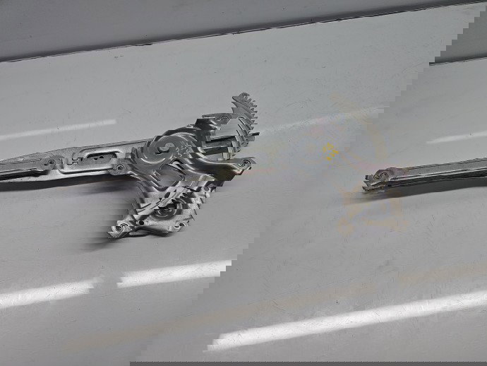 Macara electrica geam stanga fata Toyota Rav 4 IV (ZSA4, ALA4) [Fabr 2013-2018] SUV OEM