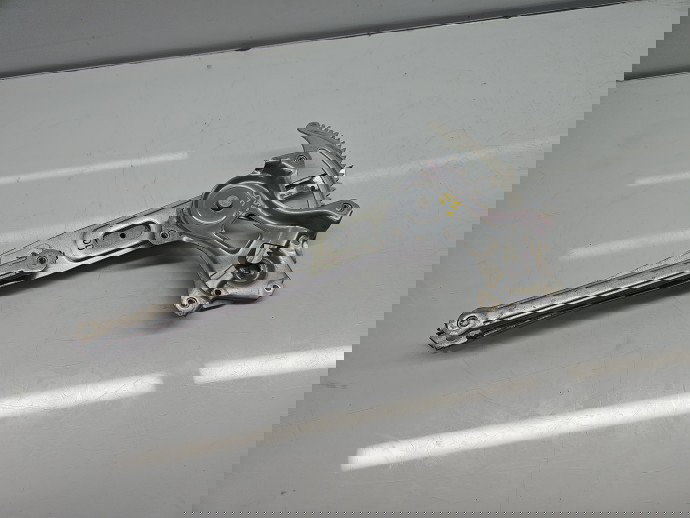 Macara electrica geam stanga fata Toyota Rav 4 IV (ZSA4, ALA4) [Fabr 2013-2018] SUV OEM