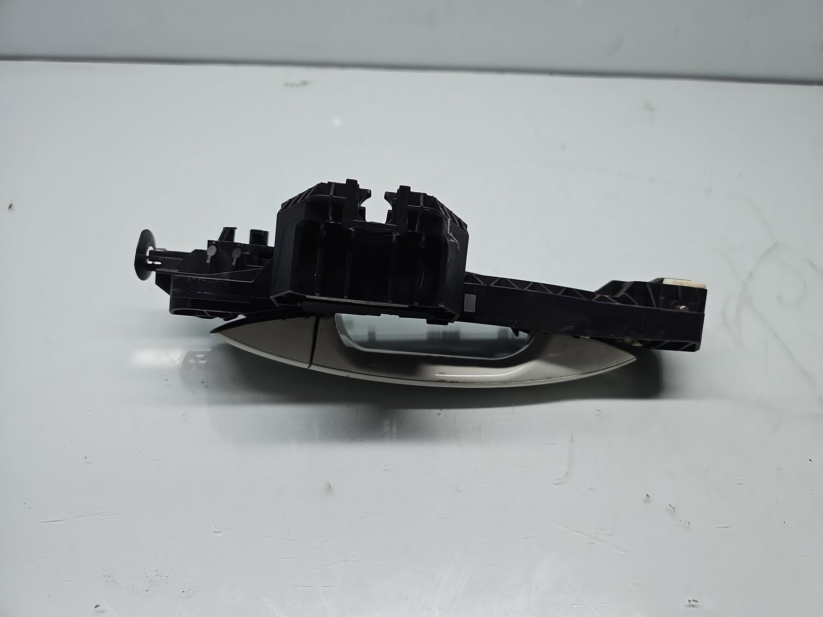 Maner usa stanga fata Mercedes Clasa E (W212) [Fabr 2009-2016] Break AMG 650U Alb Calcite - imagine 4