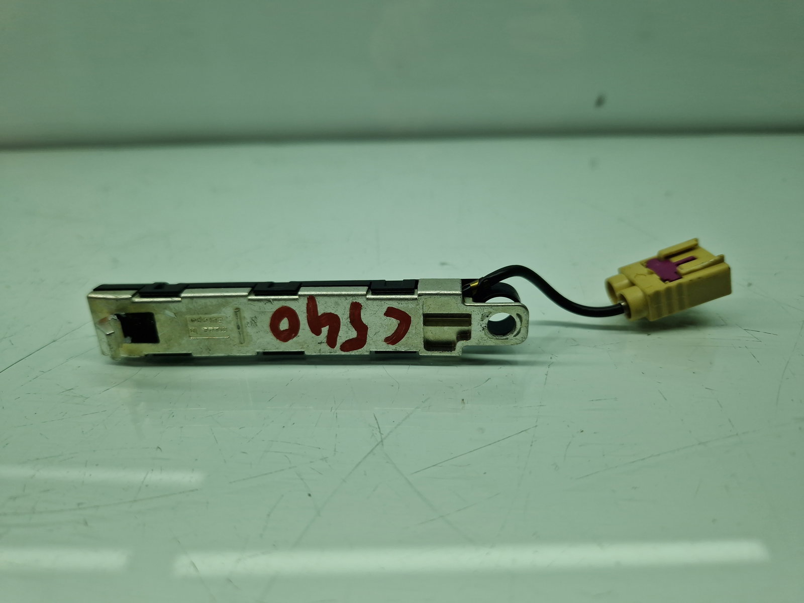 Amplificator antena Volkswagen Tiguan (5N) [Fabr 2007-2016] 5N0035552C - imagine 2