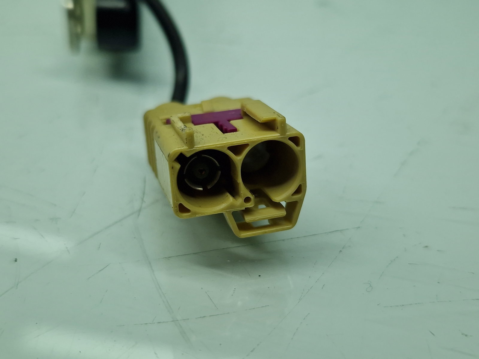 Amplificator antena Volkswagen Tiguan (5N) [Fabr 2007-2016] 5N0035552C - imagine 3