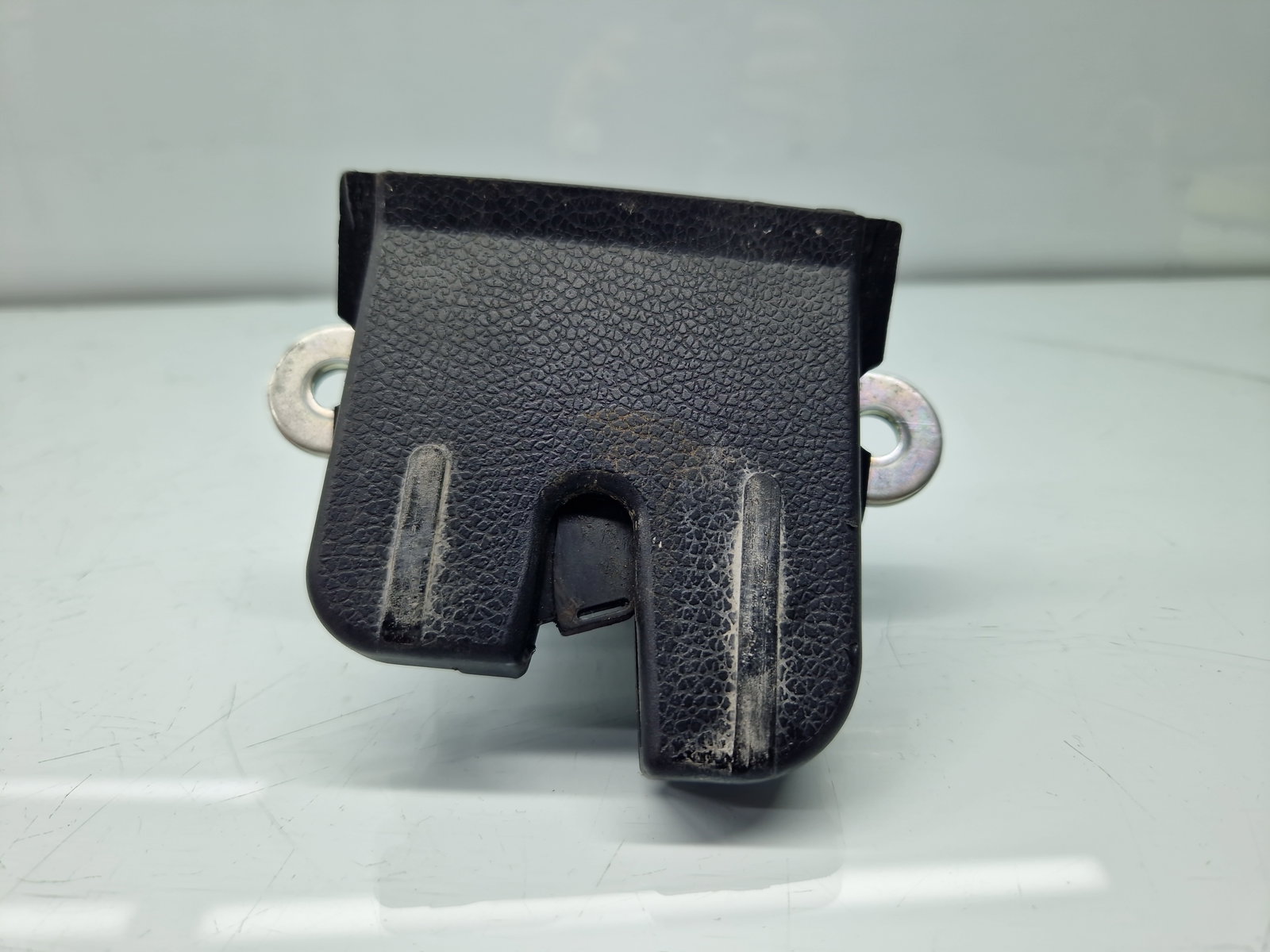 Broasca haion Volkswagen Tiguan (5N) [Fabr 2007-2016] SUV 5M0827505E - imagine 1