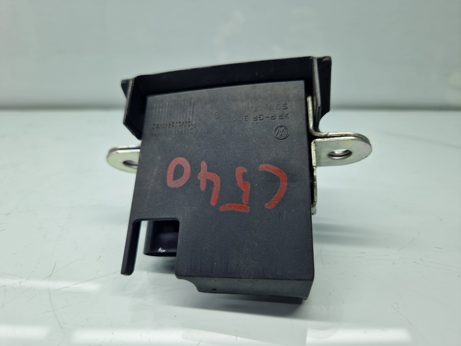 Broasca haion Volkswagen Tiguan (5N) [Fabr 2007-2016] SUV 5M0827505E - imagine 2