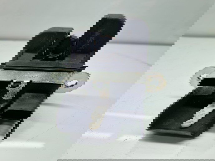 Broasca haion Volkswagen Tiguan (5N) [Fabr 2007-2016] SUV 5M0827505E