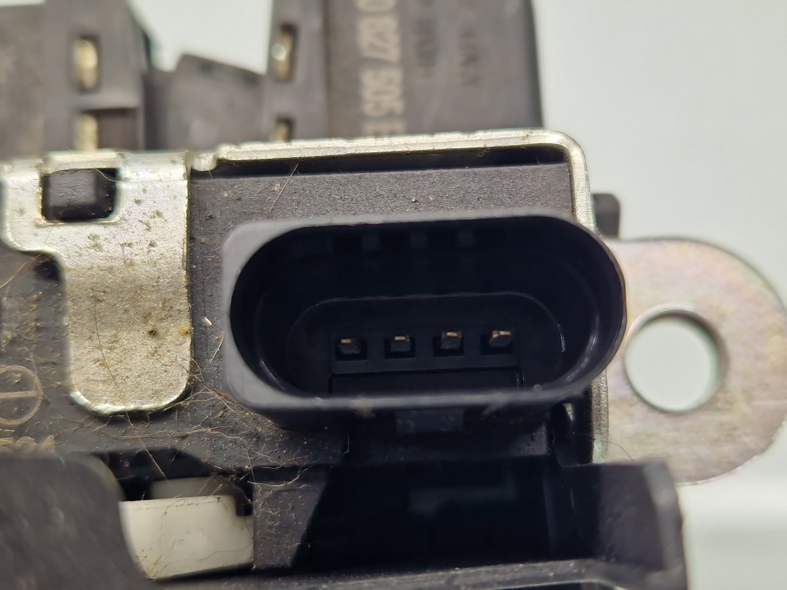 Broasca haion Volkswagen Tiguan (5N) [Fabr 2007-2016] SUV 5M0827505E - imagine 5