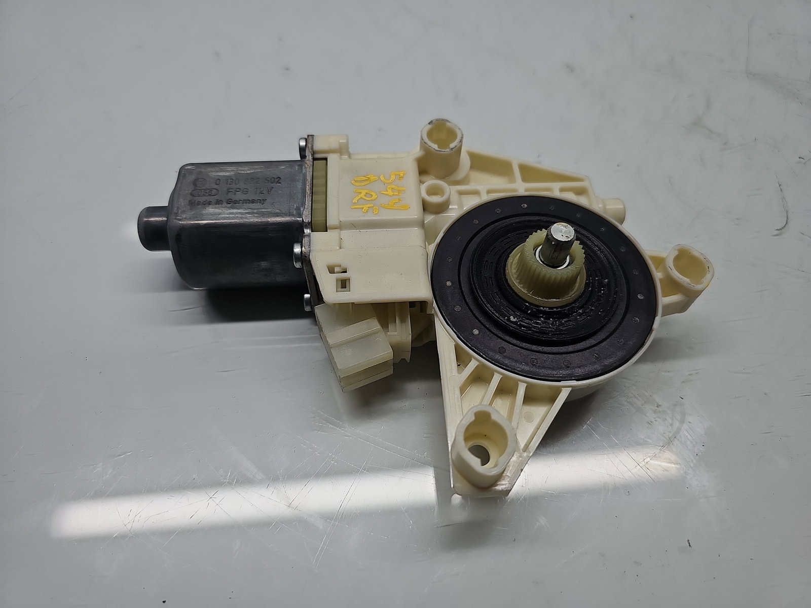 Motoras geam dreapta fata Mercedes Clasa E (W212) [Fabr 2009-2016] Break AMG A2048200242 - imagine 1